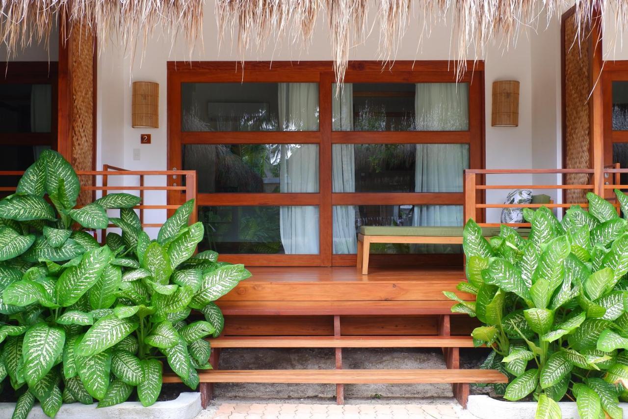 Las Palmas Villas And Casitas Siargao 제너럴 루나 외부 사진